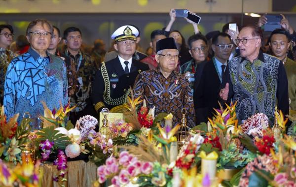 印尼副总统说，穆斯林国家在发展清真产业方面需要有同样的愿景